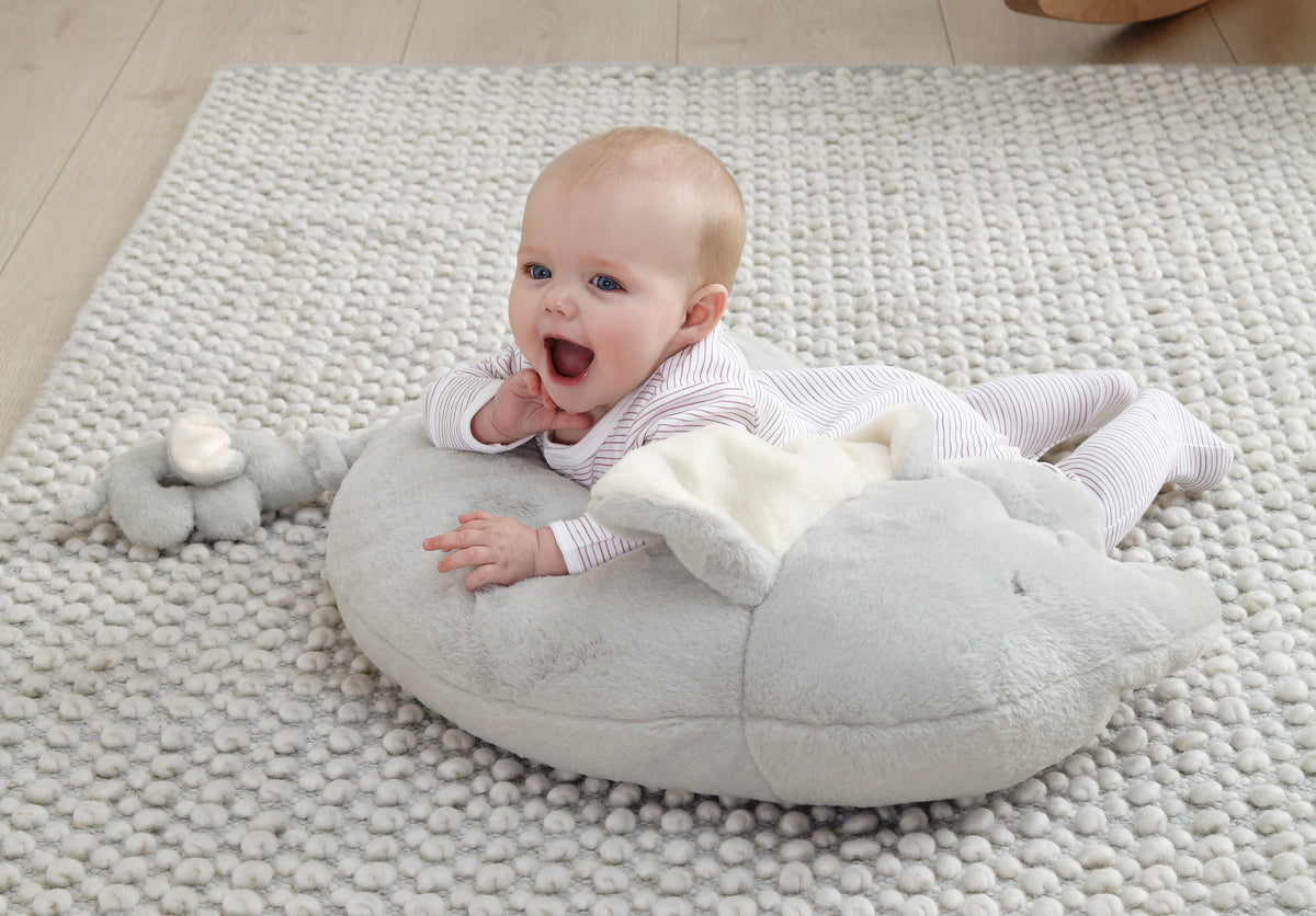 Do babies need tummy time pillows?