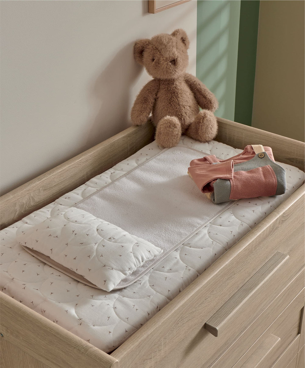 Mamas & Papas Atlas Nursery Furniture Set & Essential Airflow Pocket Spring Cotbed Mattress Bundle - Light Oak