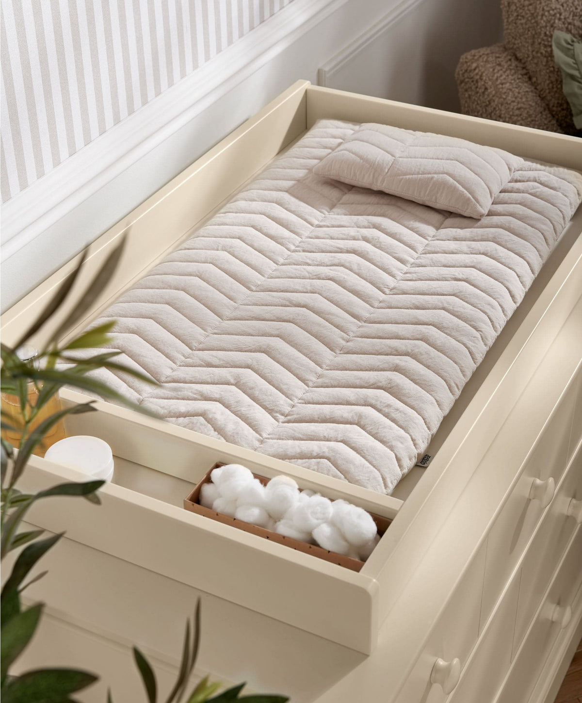 Mamas & Papas Dressers & Changers Oxford 3 Drawer Dresser & Baby Changing Unit - Cashmere