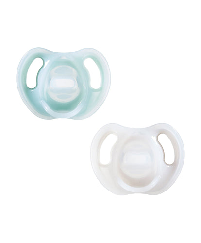 Tommee Tippee Soothers Tommee Tippee Ultra-Light 0-6M Soother (2 Pack) - White and Blue