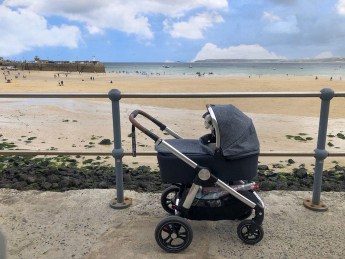Harley Challener's Ocarro Moon Pushchair Review