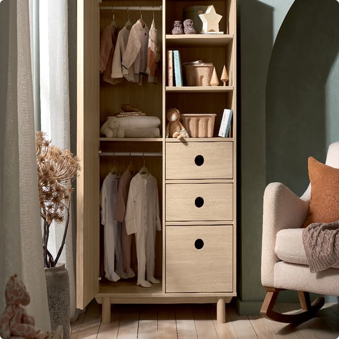 Full-Height Wardrobe
