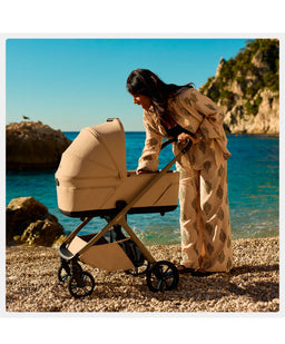 Venicci Tila 2in1 Essential Pushchair Bundle (11 Pieces) - Olive