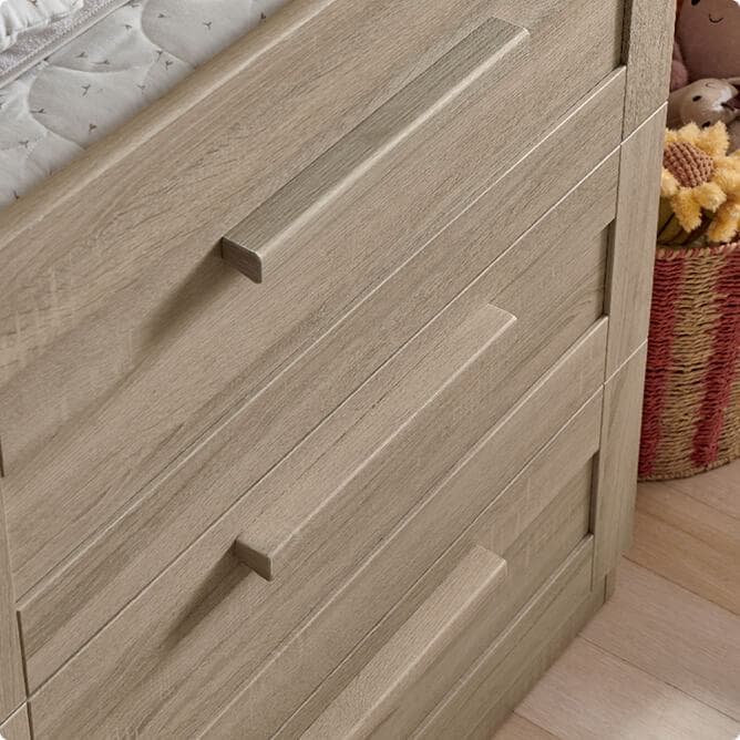 Adaptable Dresser Changer