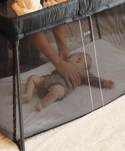 BabyBjorn Babaybjorn Travel Cot Light - Black