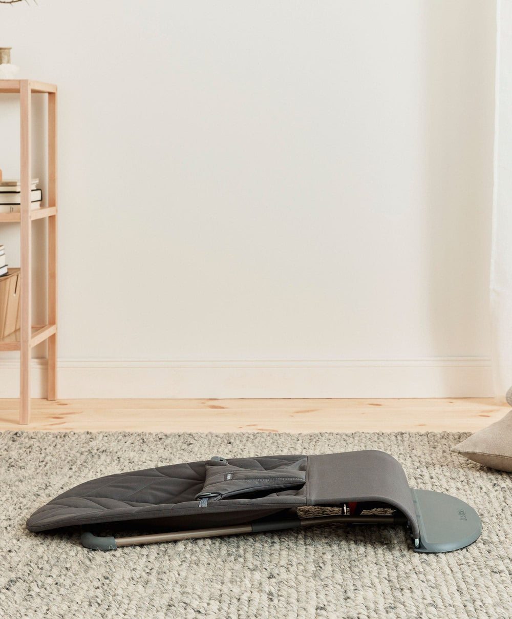 BabyBjorn Bouncers BabyBjörn Baby Bouncer Bliss Woven Petal Quilt - Anthracite