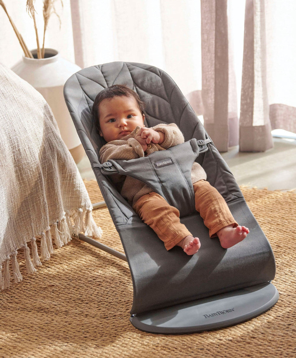 BabyBjorn Bouncers BabyBjörn Baby Bouncer Bliss Woven Petal Quilt - Anthracite