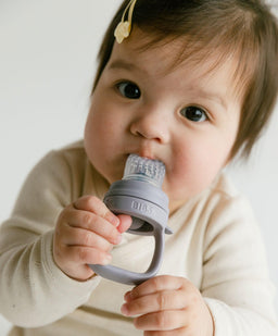 BIBS Baby Feeder & Tray Bundle - Sage