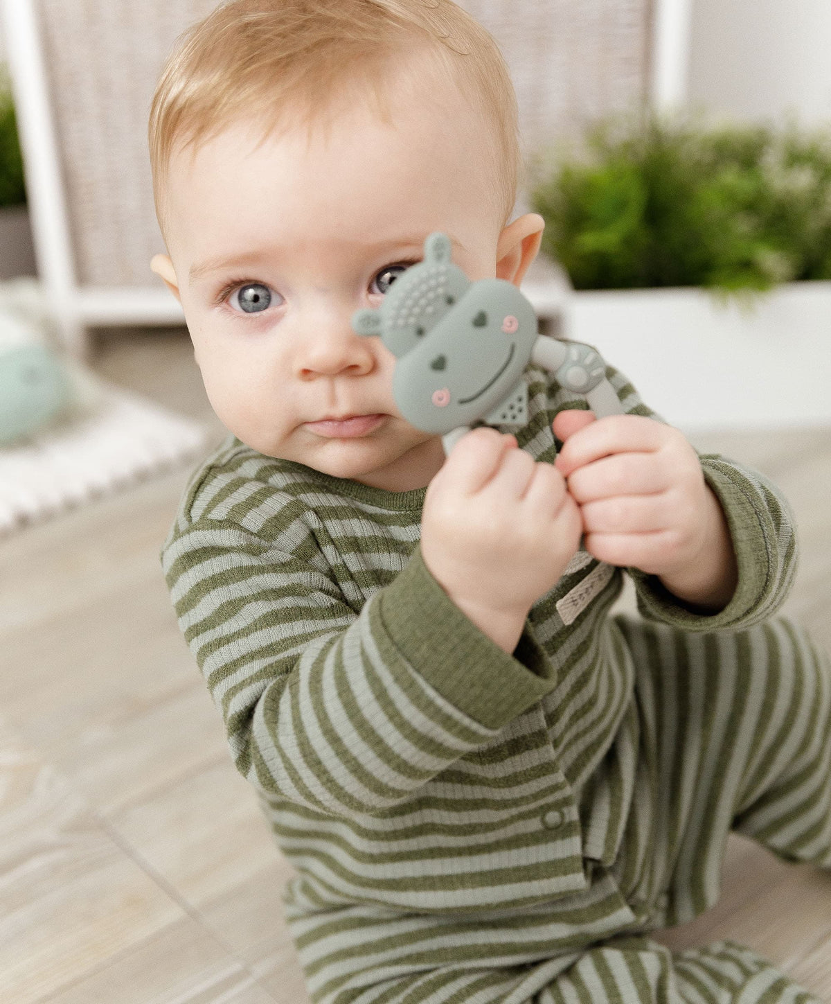 Cheeky Chompers Teethers Cheeky Chompers Chewy The Hippo Teether - Sage Green