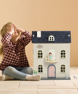 Classic World Eco Friendly & Wooden Toys Classic World - Vintage Dollhouse