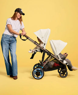 Cybex Pushchairs Cybex e-Gazelle S Electric Single to Double Pushchair Bundle with Cybex Cloud T i-Size Rotating Car Seat & Base (7 Pieces) – Black