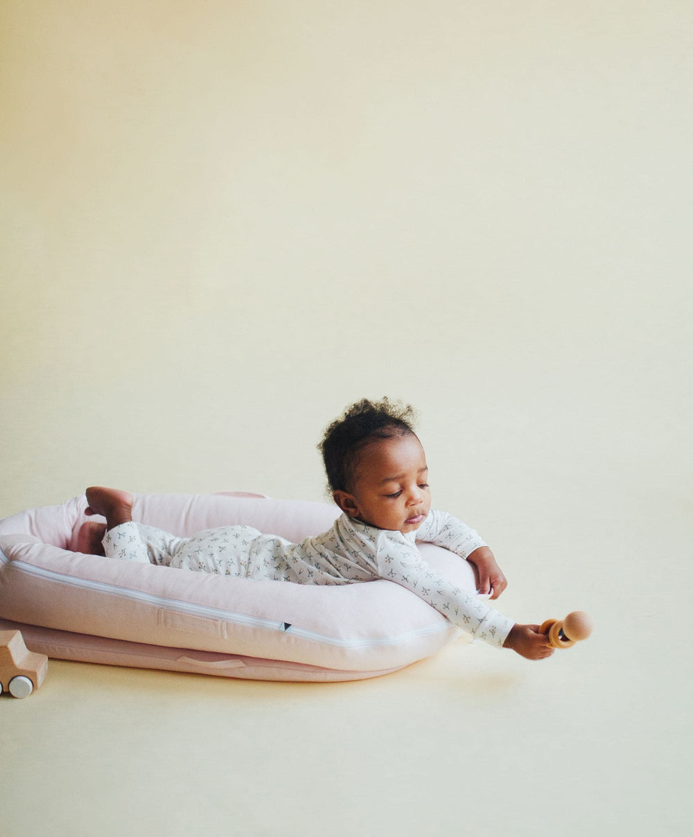 Dockatot Baby Nests DockATot Deluxe+ - Strawberry Cream
