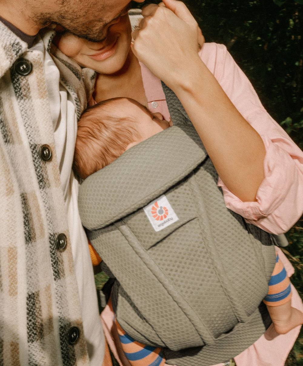 Ergobaby Baby Carriers Ergobaby Omni Deluxe Mesh Baby Carrier - Olive