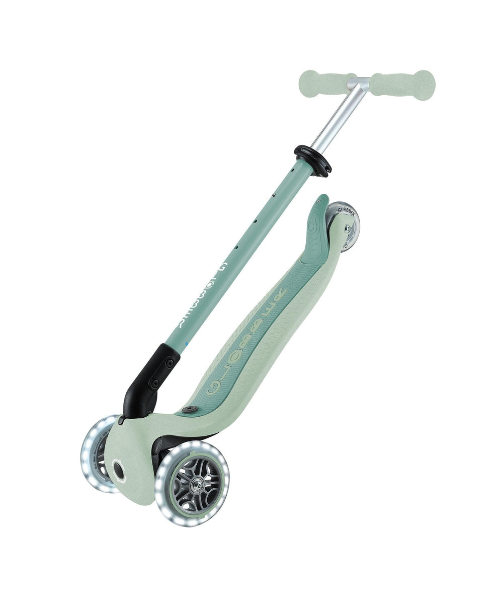 Globber Outdoor Play Globber Go Up Active Lights Eco – Pistachio