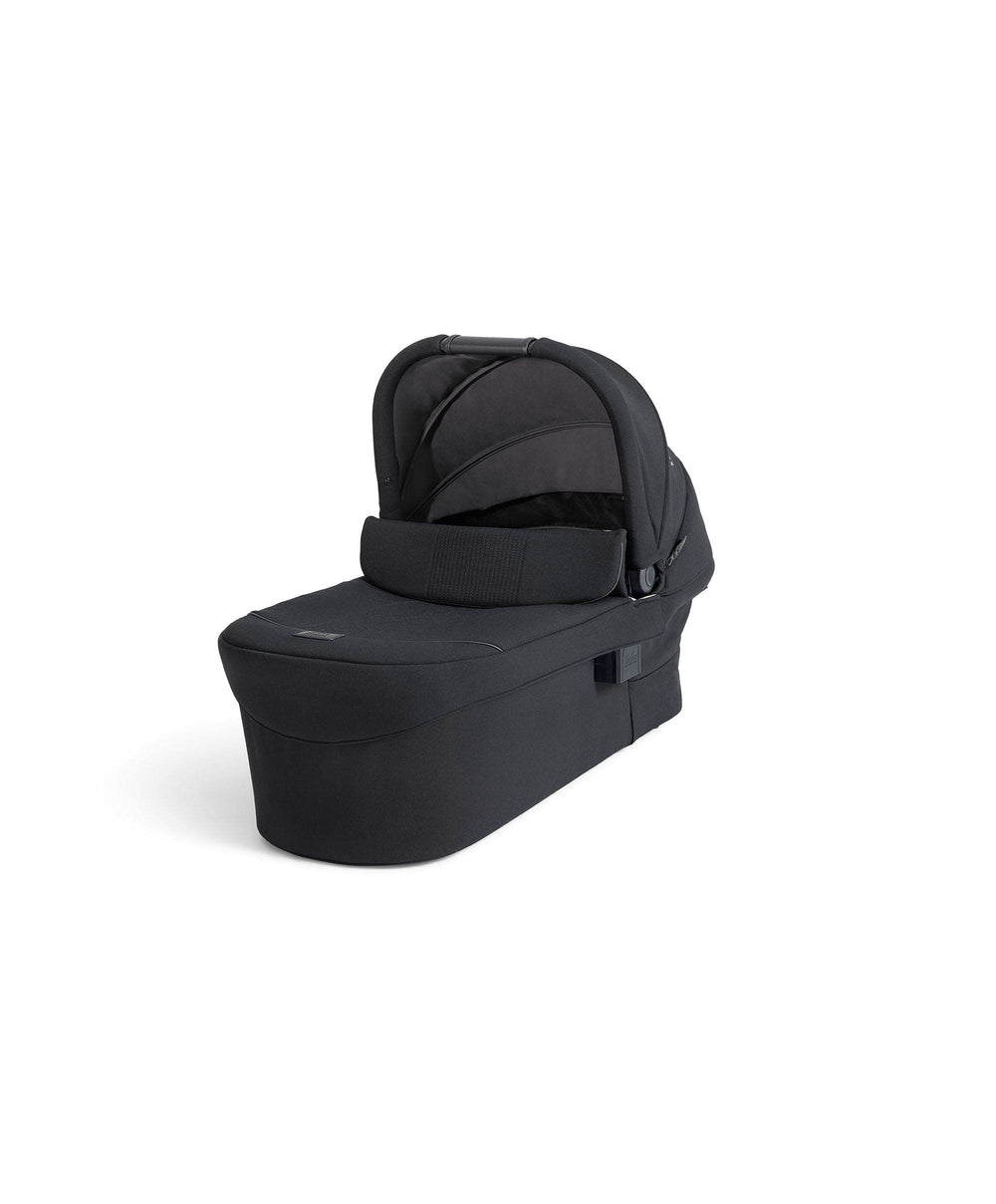Joie Pushchairs Joie finiti 4in1 Signature Pushchair &amp; Joie Ramble XL Signature Carrycot Bundle- Eclipse
