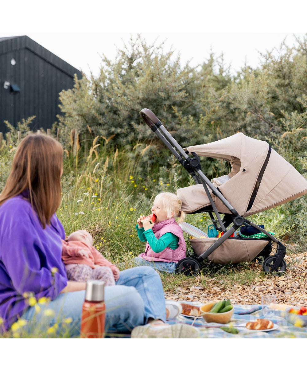 Joolz Carrycots Joolz Aer2 Nest To Seat - Sandy Taupe