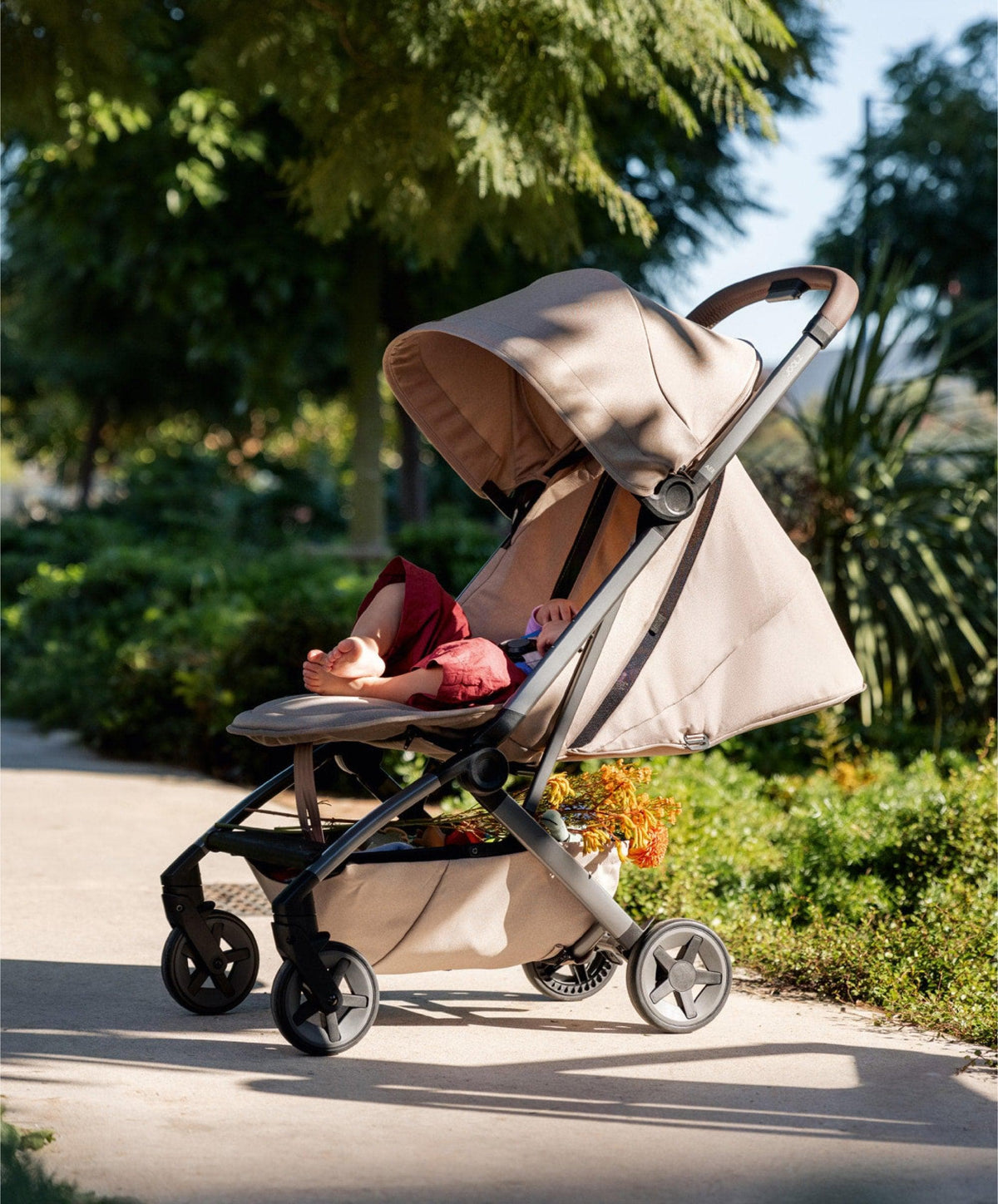 Joolz Aer2 Pushchair Hazel Brown Mamas Papas UK joolz-aer2-pushchair-hazel-brown-mamas-papas-uk
