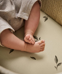 Little Green Sheep Little Green Sheep Moses Basket Sheets (Pack of 2) – Leaf Print
