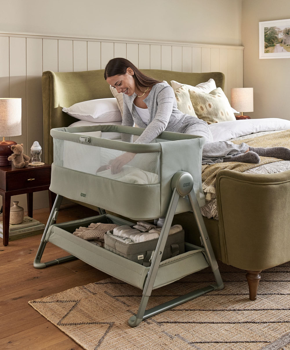 Mamas &amp; Papas Bedside Sleeping Lua 2 Bedside Crib Bundle with Cosmic Sheets &amp; Mattress Protector - Thyme