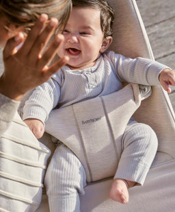 Mamas & Papas Bouncers BabyBjörn Baby Bouncer and Toy Bar – Light Beige