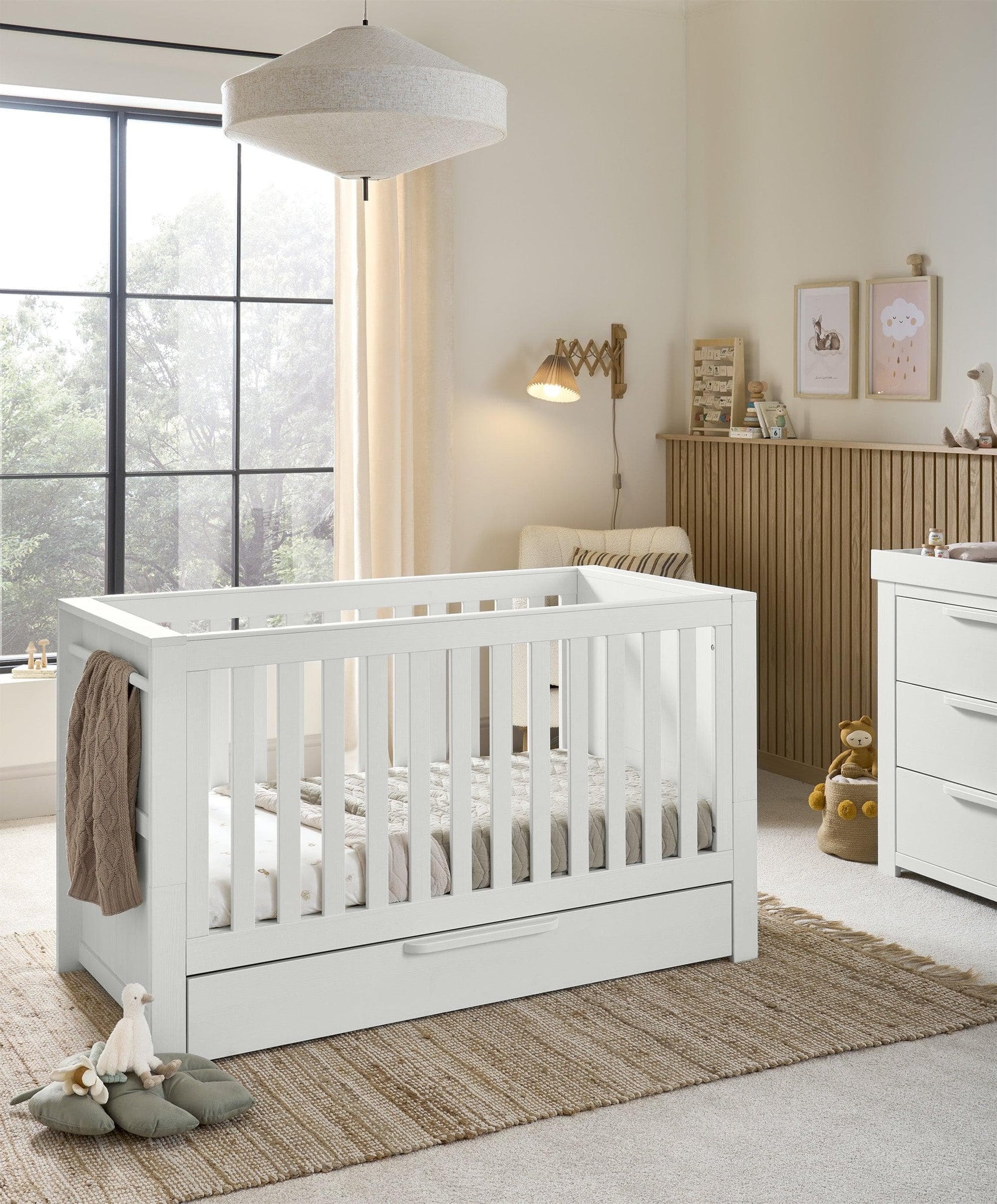 Franklin Cotbed White Wash Mamas Papas Furniture