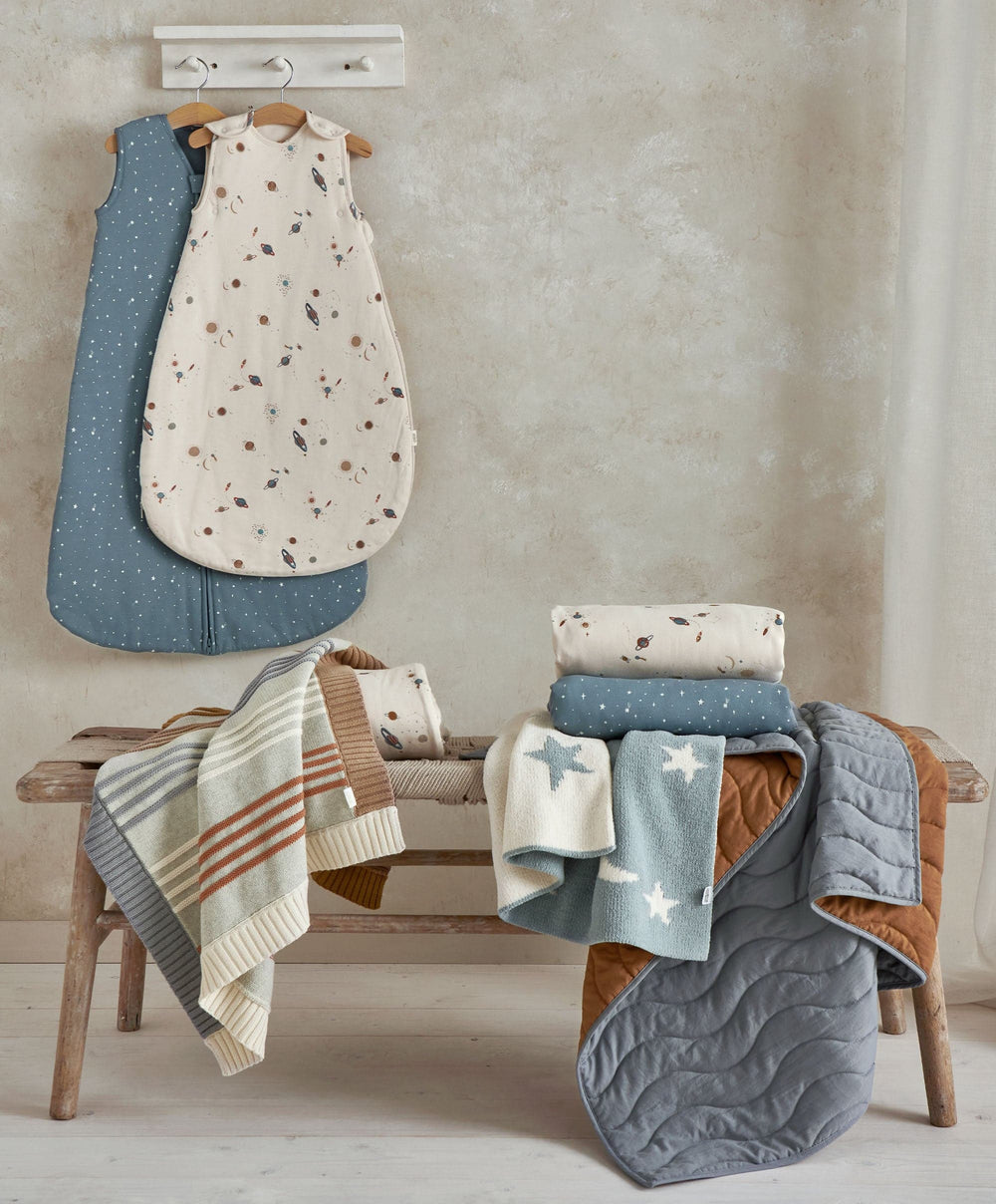 Mamas &amp; Papas Cotbed Fitted Sheets (2 Pack) - Planet/Blue Star