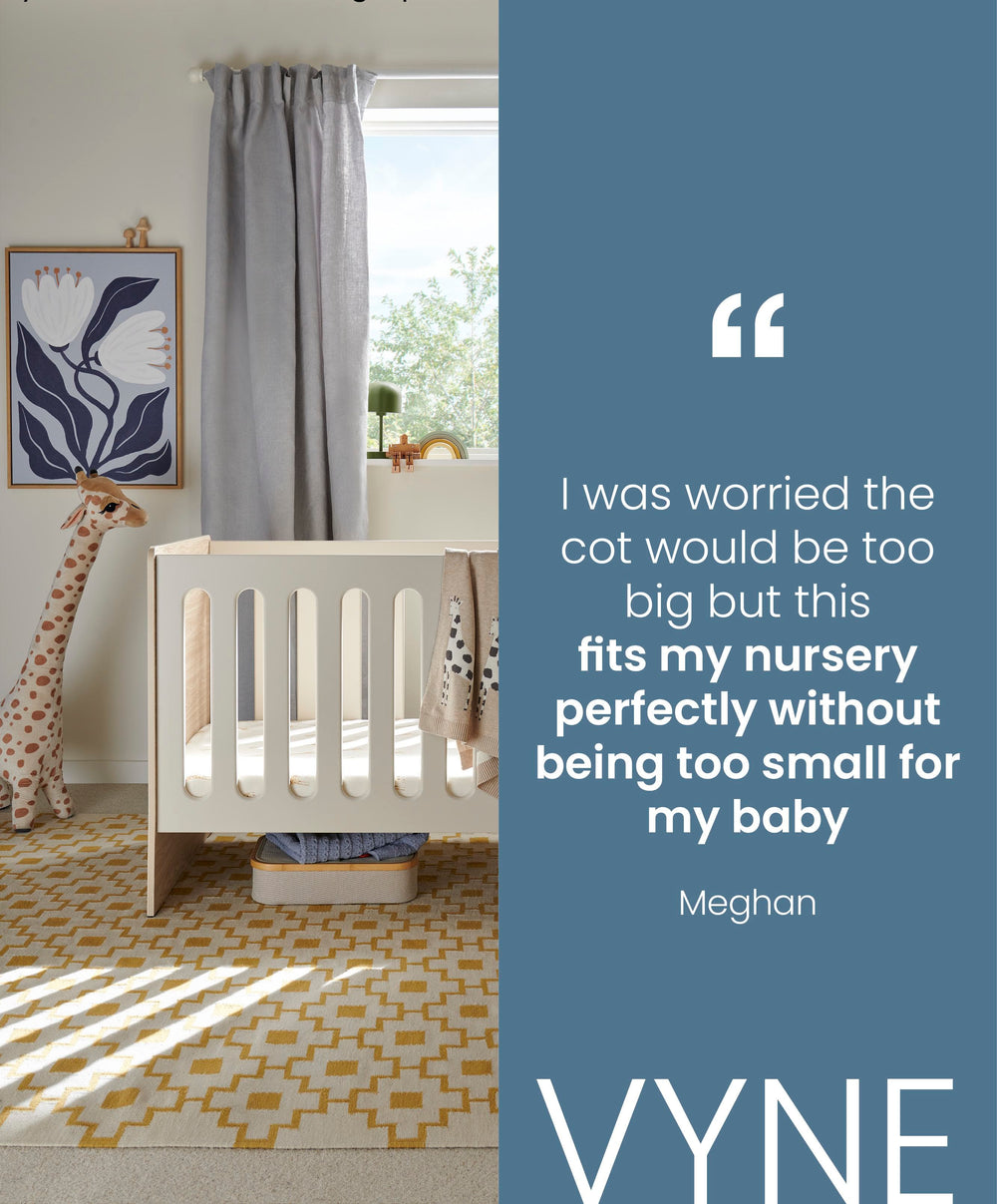 Mamas &amp; Papas Cots Vyne Mini Cot - Cashmere Oak