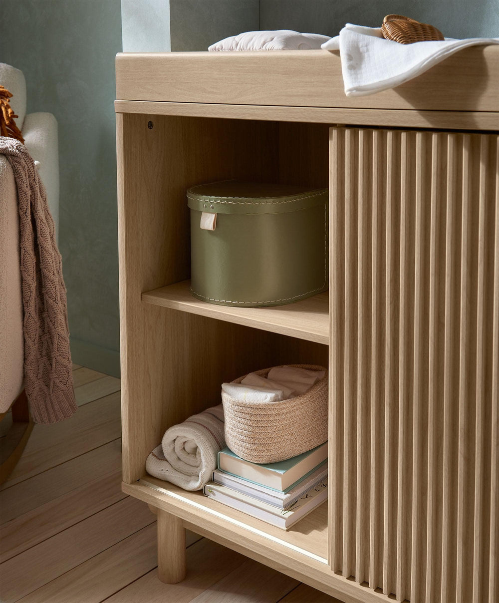 Mamas &amp; Papas Dressers &amp; Changers Oska Wide Dresser Changer - Natural Oak