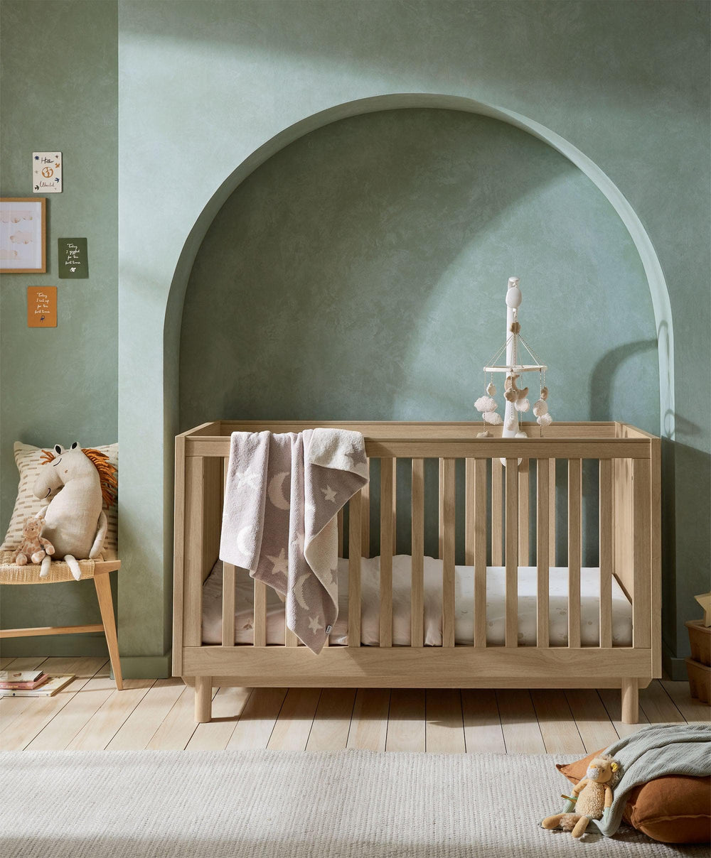 Mamas &amp; Papas Furniture Sets Oska 2 Piece Cotbed Set with Narrow Dresser Changer - Oak/Natural