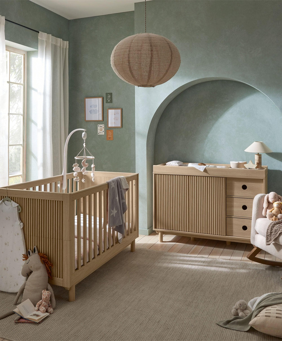 Mamas & Papas Furniture Sets Oska 2 Piece Cotbed Set With Wide Dresser Changer - White/Natural