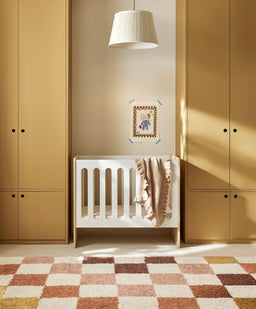 Mamas & Papas Furniture Sets Vyne Mini Cot with Essential Airflow Fibre Mini Cot Mattress & Sheets (4 Piece) - White/Oak