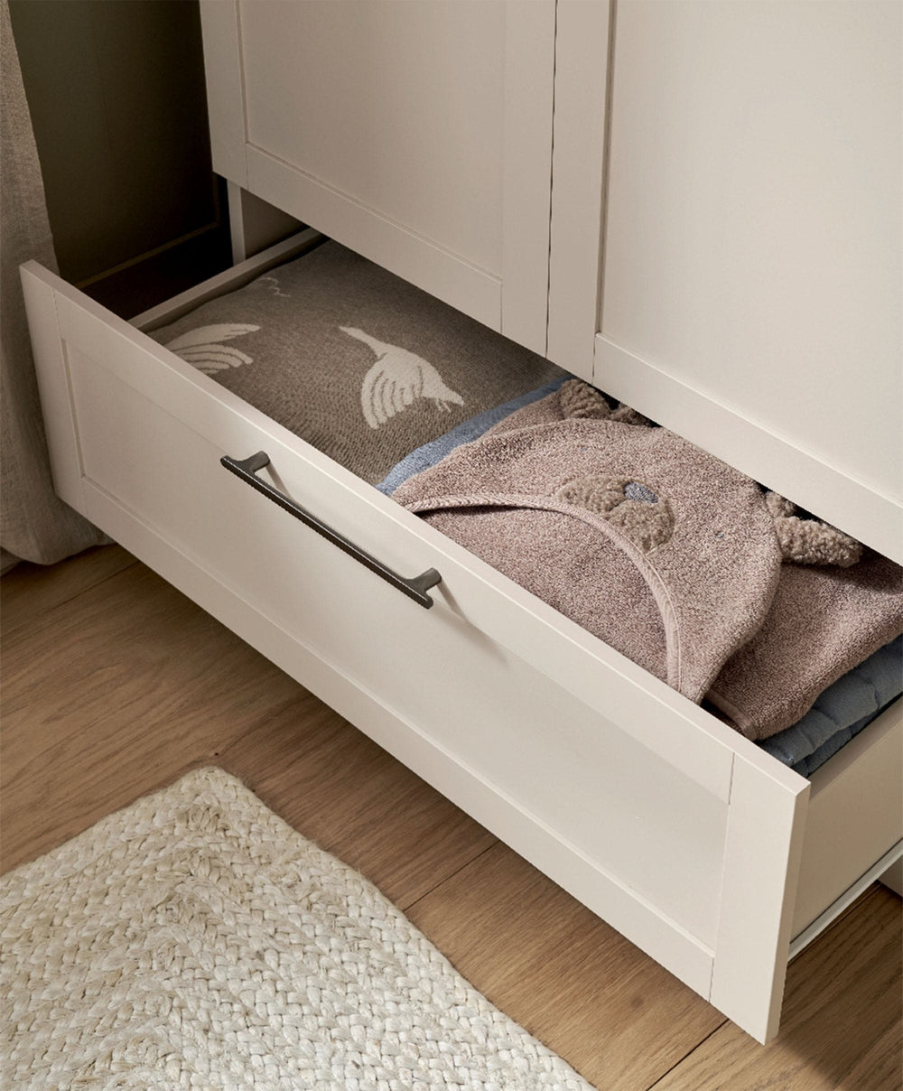 Mamas &amp; Papas Furniture Sets Walton 3 Piece Range with Dresser Changer &amp; Wardrobe - Cashmere