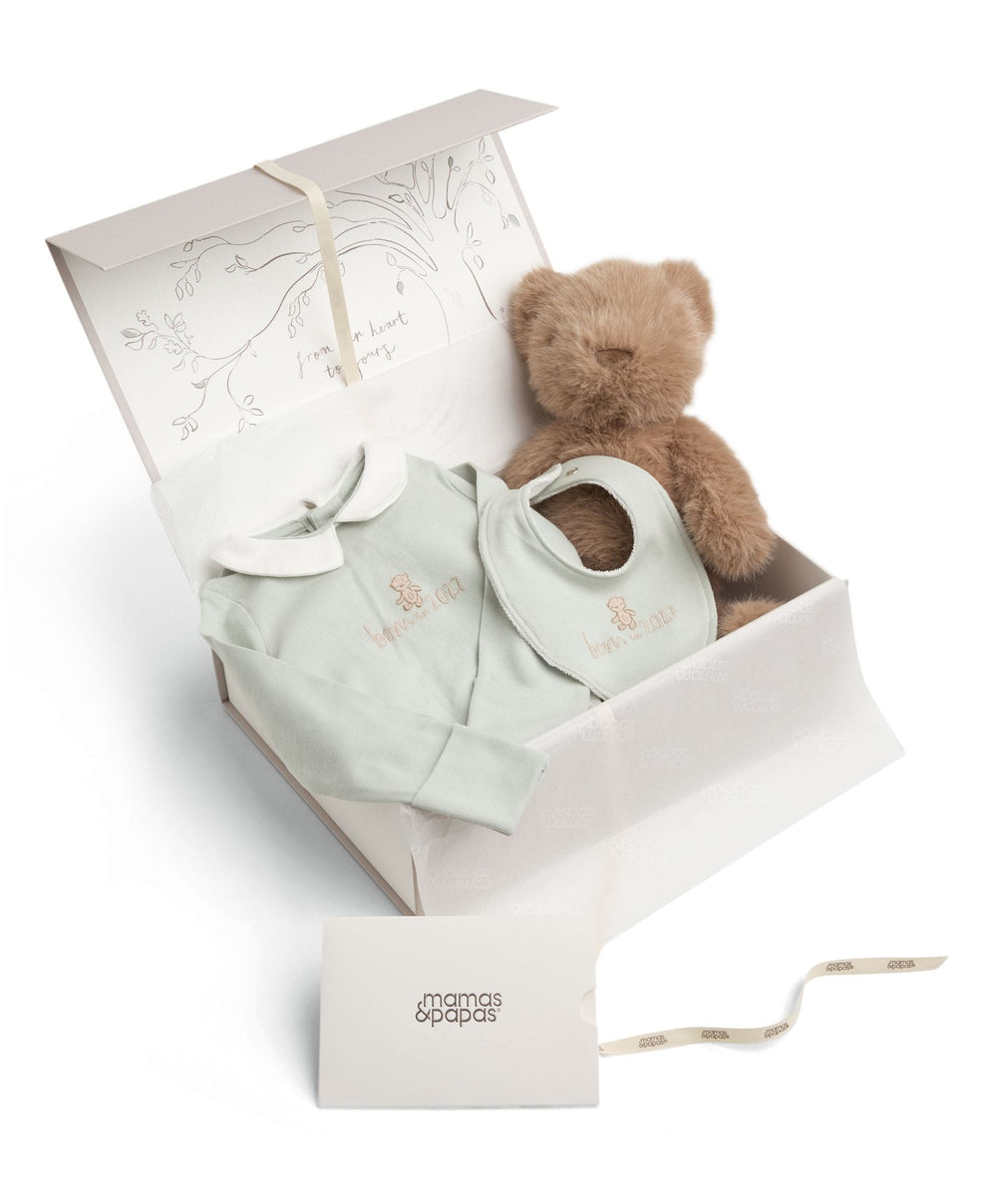 Mamas &amp; Papas Gift Boxes Born in 2027 - Boys Gift Box (0-3 M)