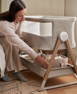 Mamas & Papas Harwell Nursery Bundle with Lua 2 Bedside Crib (6 Piece) – Mocha/White