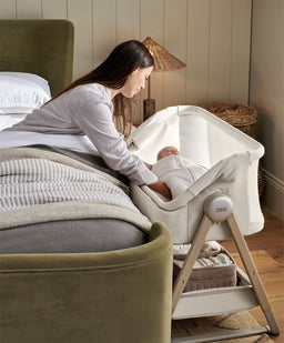 Mamas & Papas Harwell Nursery Bundle with Lua 2 Bedside Crib (6 Piece) – Sand/Cashmere