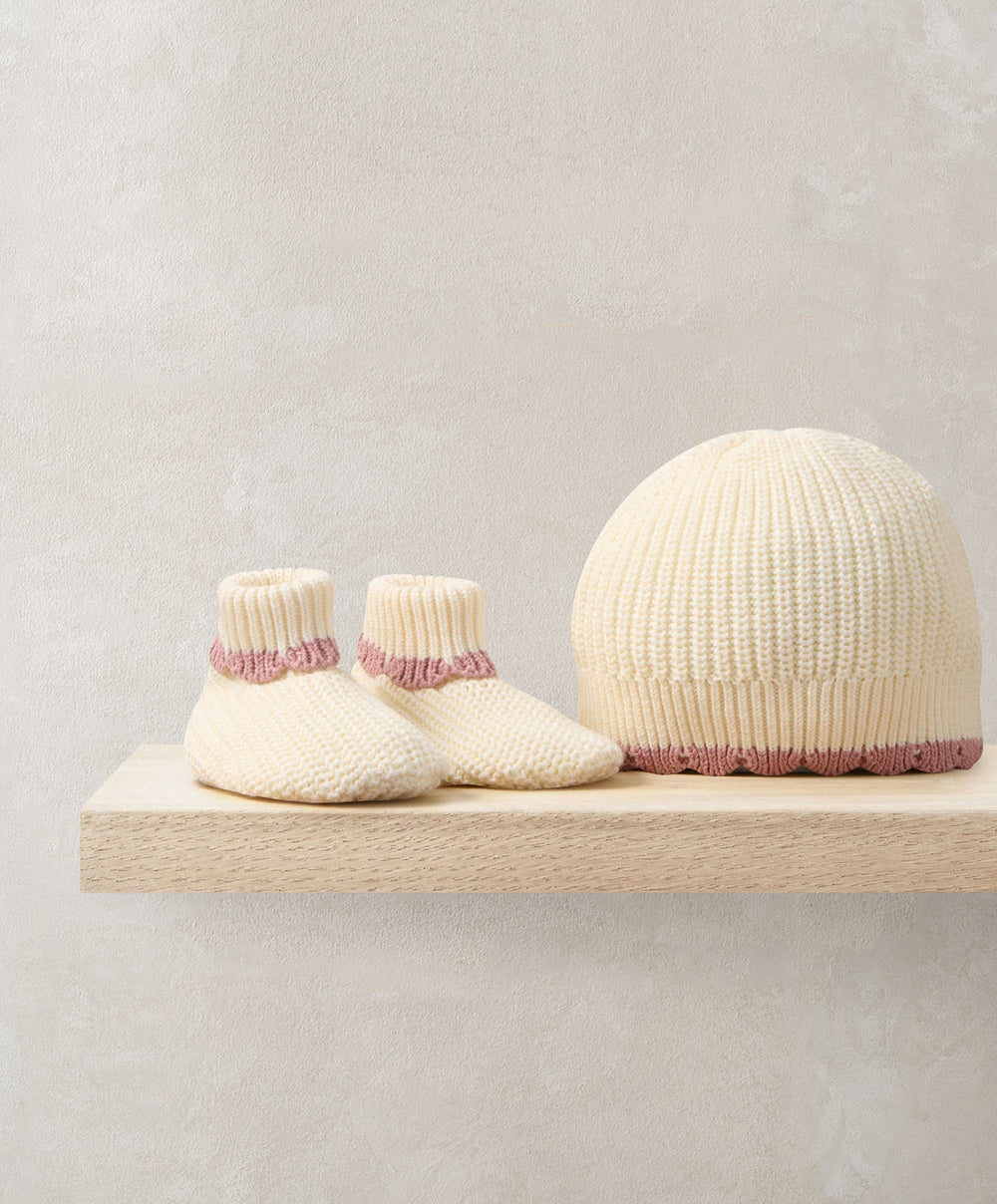 Mamas &amp; Papas Hats &amp; Booties Pink Knitted Hat &amp; Booties