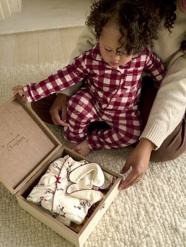 Mamas &amp; Papas Keepsake Gifts Xmas Eve Box 2026