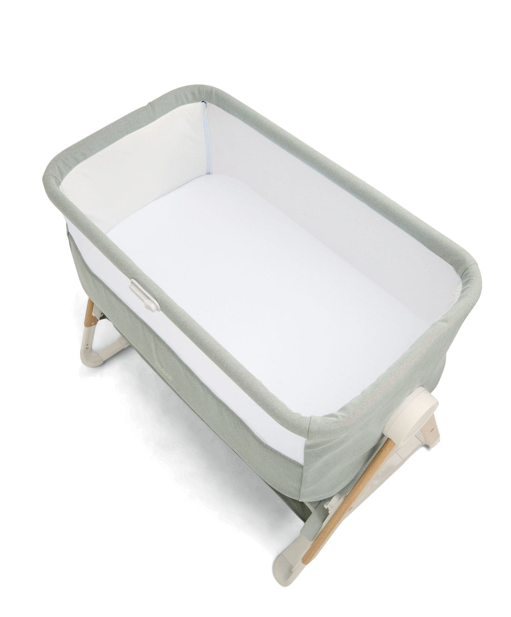 Mamas &amp; Papas Lua Bedside Crib and Sheet Bundle - Sage/White