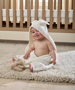 Mamas & Papas Nursery Bundle With Dreampod Sleep Bag & Hooded Towel (4 Piece) - Seedling