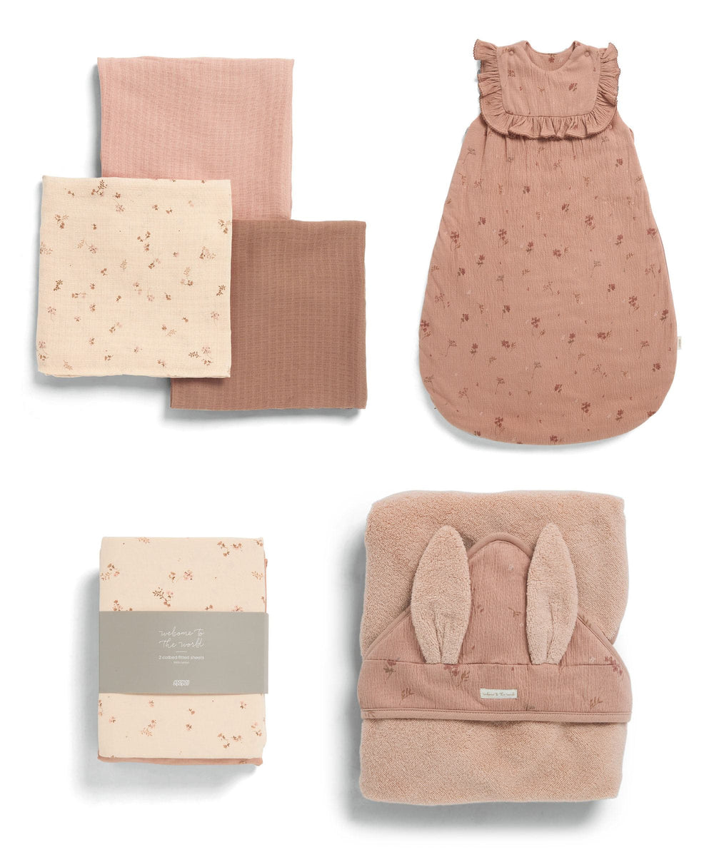 Mamas &amp; Papas Nursery Bundle with Dreampod Sleep Bag &amp; Hooded Towel (4 Pieces) - Wildflower