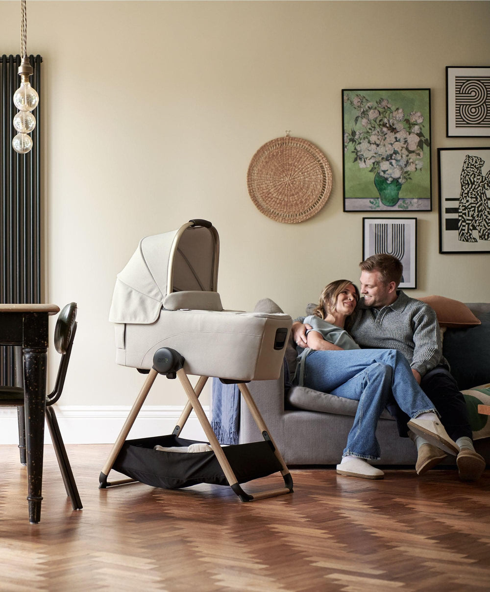 Mamas &amp; Papas Ocarro 2 Carrycot Stand