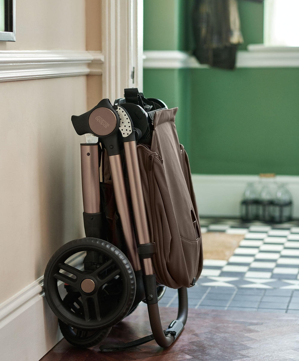 Mamas &amp; Papas Ocarro 2 Essential Pushchair Bundle  (7 Pieces) - Crema