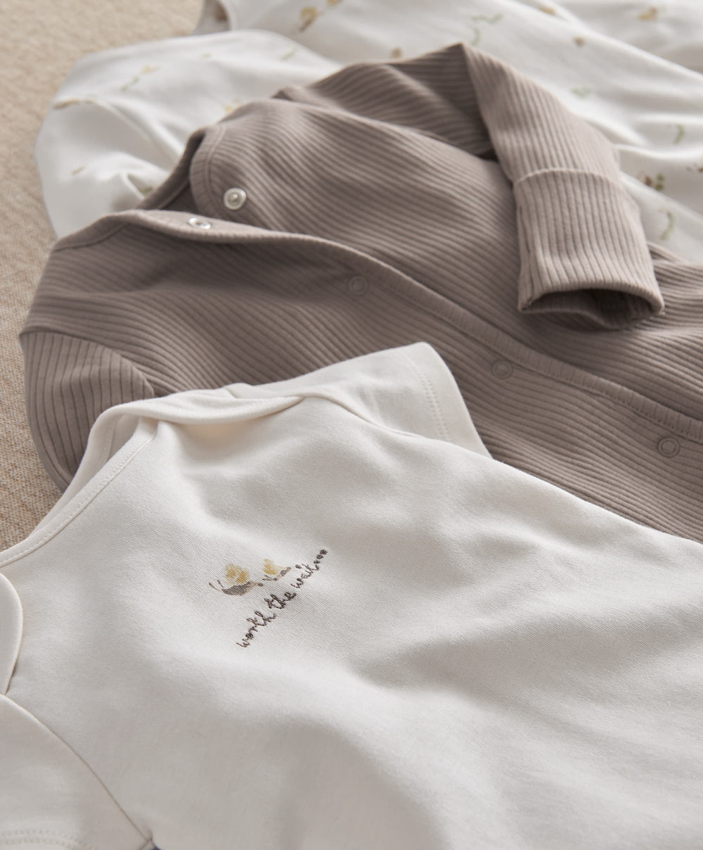 Mamas &amp; Papas Outfits &amp; Sets Worth The Wait All In One Set (5 Pieces)