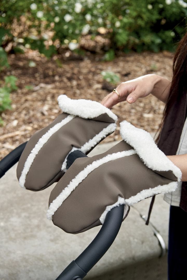 Mamas & Papas Pram Mitts Pram Mitts - Crema