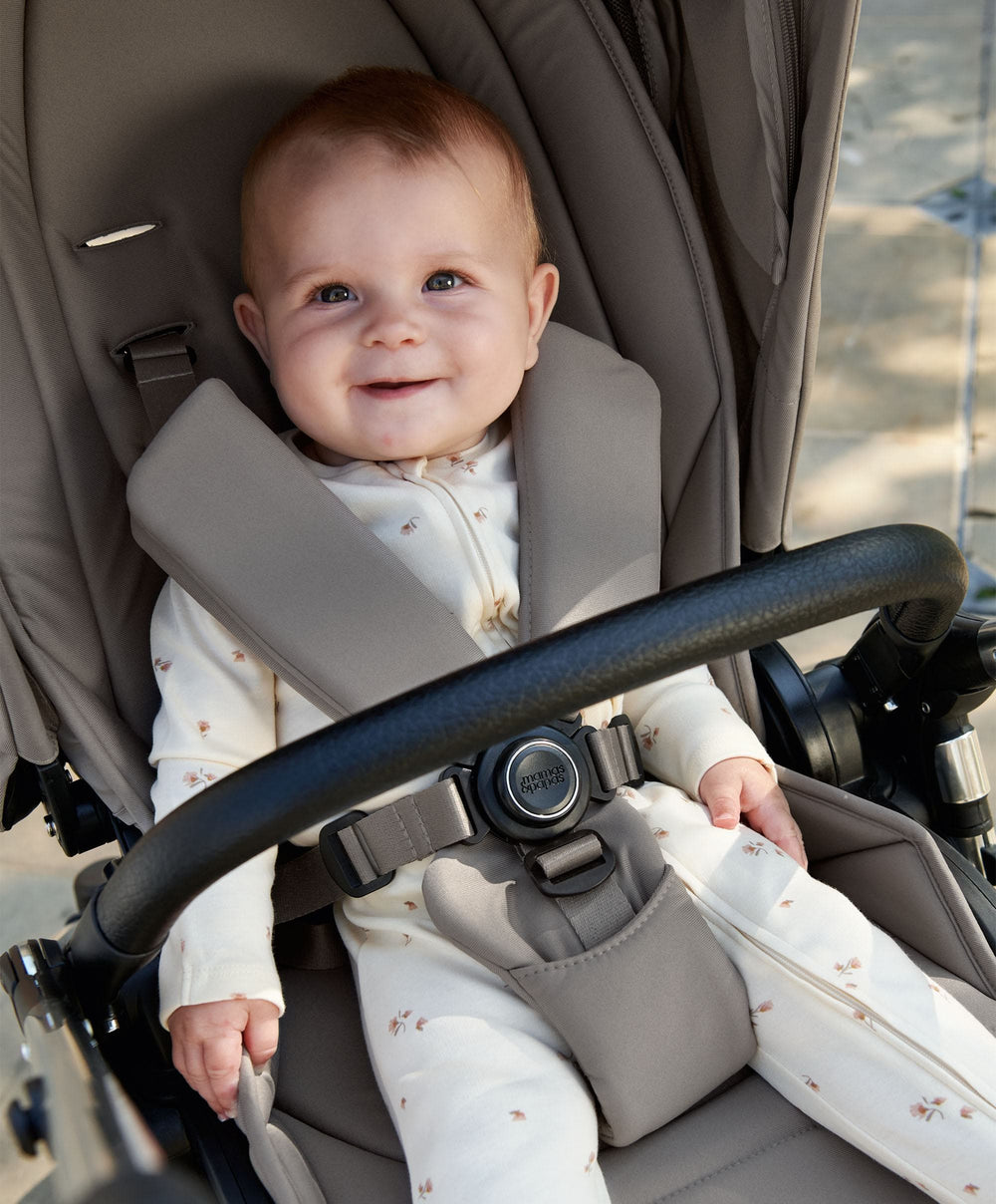 Mamas &amp; Papas Pushchairs Flip XT3 Essential Pushchair Bundle - Stone