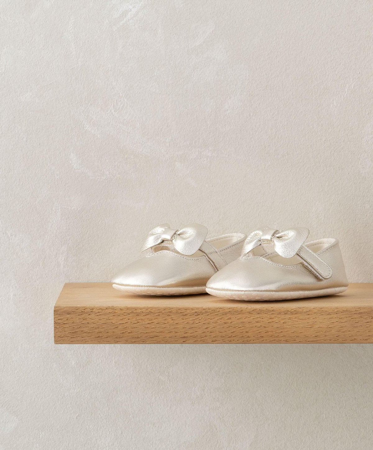 Mamas & Papas Shoes & Booties Bow Pram Shoes - Gold