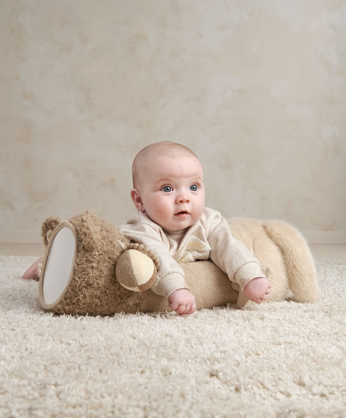 Mamas & Papas Tummy Time Welcome to the World Tummy Time Roll - Millie & Boris