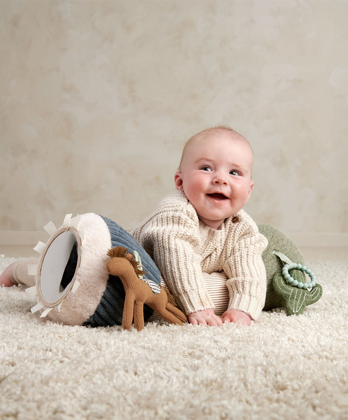Mamas & Papas Tummy Time Welcome to the World Tummy Time Roll - Pony Express