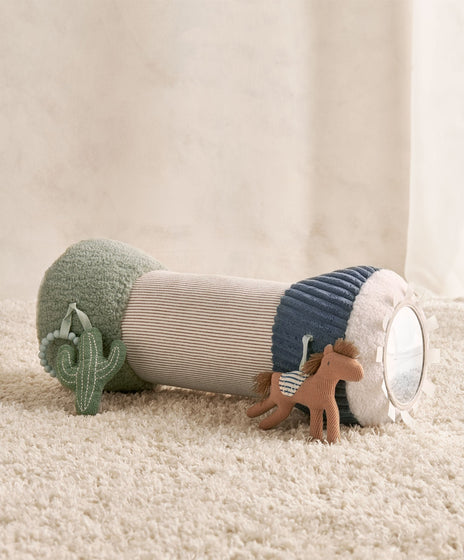 Welcome to the World Tummy Time Roll 