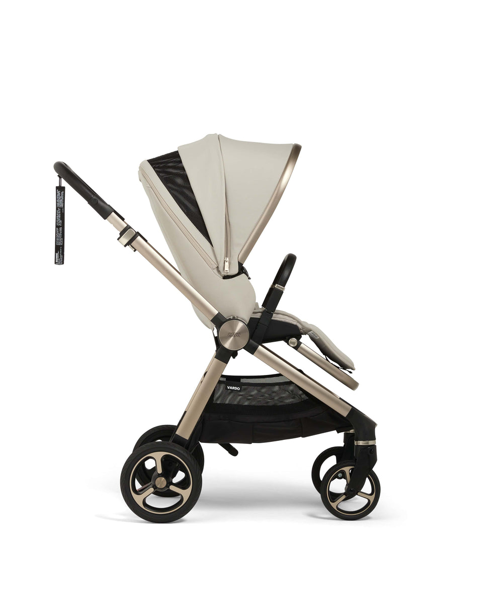 Mamas &amp; Papas Vardo Pushchair Bundle with Cybex Cloud T Car Seat (9 Pieces) - Shell/Cosy Beige